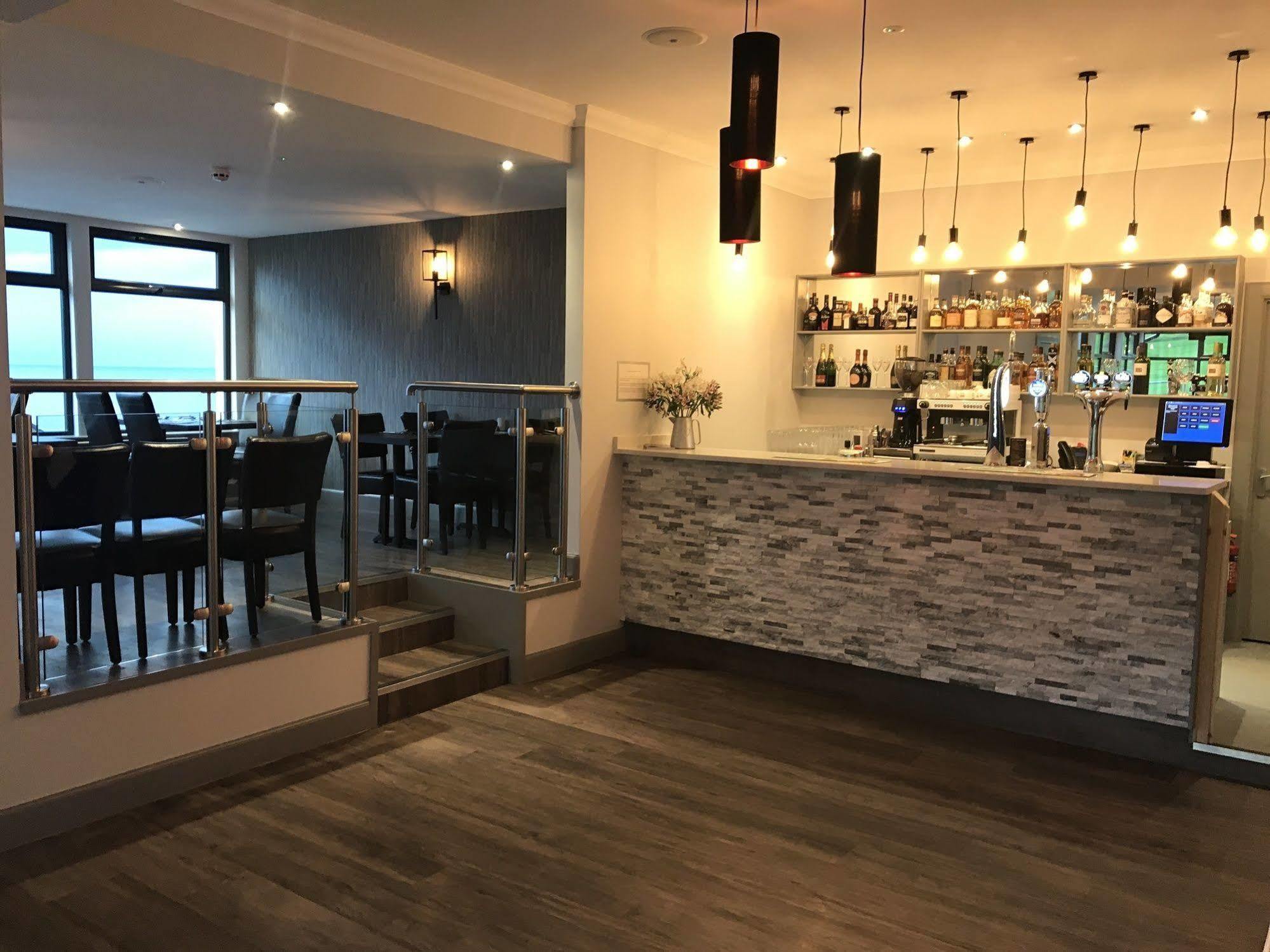 The Knowes Hotel & Restaurant Macduff Bagian luar foto
